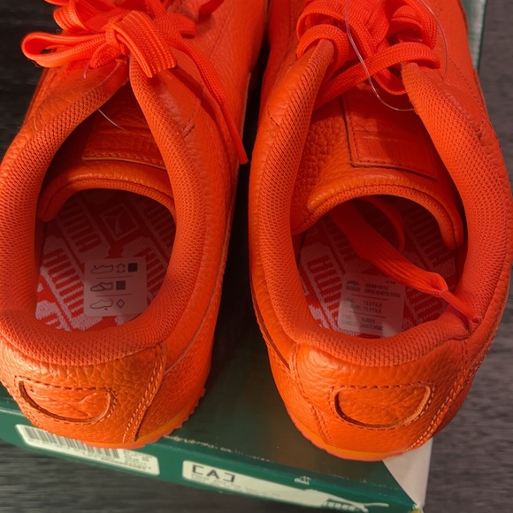 NWOT Puma Shoes - Picture 4 of 4